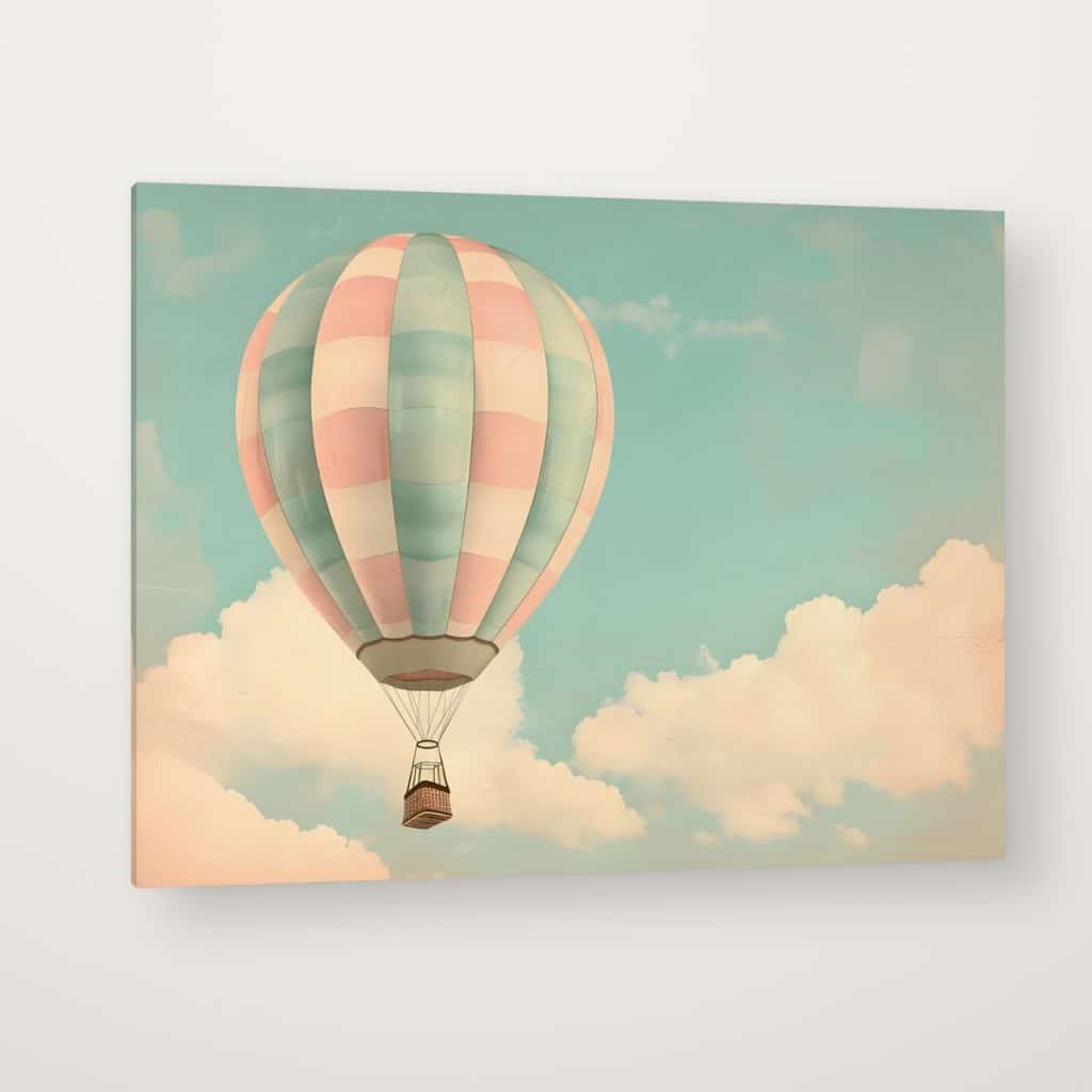 Globo entre Nubes en canvas con canto en espejo